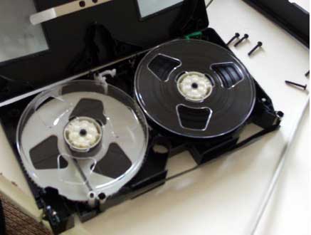 Reparacion cintas VHS, reparar cinta rota, arreglar VHS, recuperar, Miami, Florida